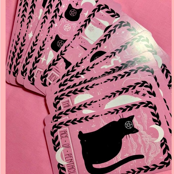 The Lovely Omens Tarot - Picture 5 of 7